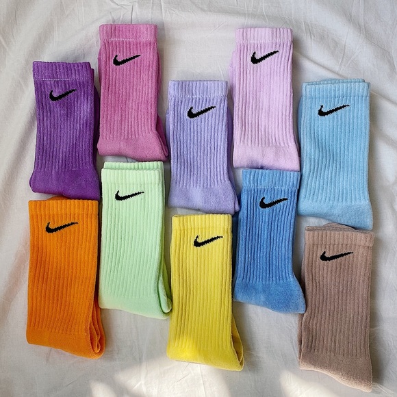 Nike custom hand dyed crew socks - Picture 2 of 3